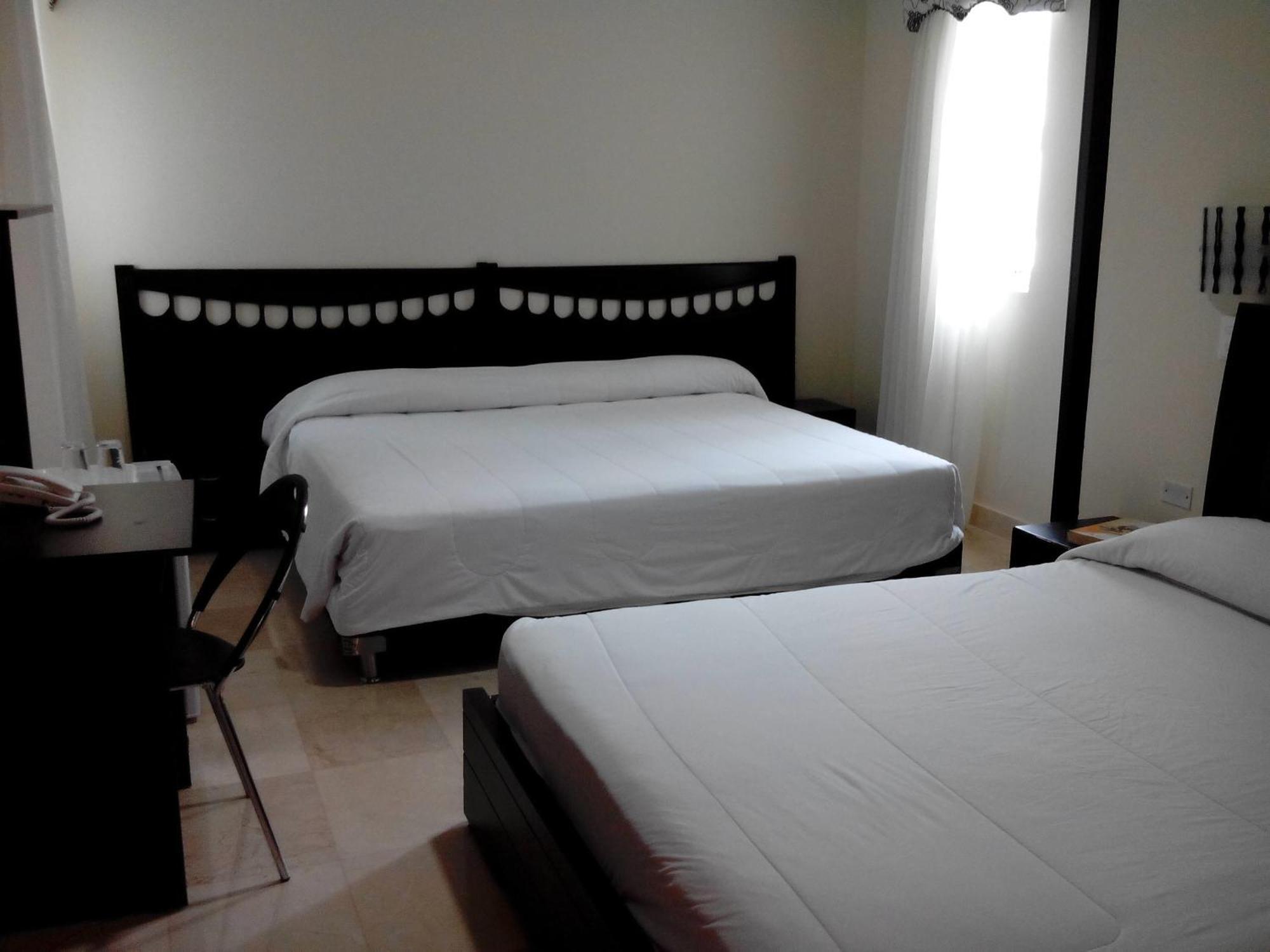 Hotel Suite Continental バランキージャ エクステリア 写真