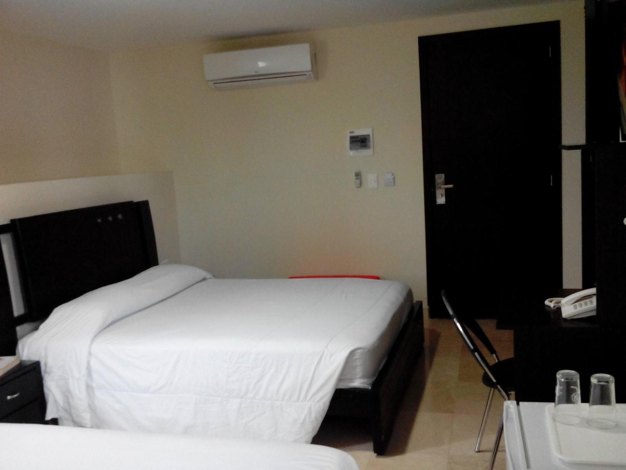 Hotel Suite Continental バランキージャ エクステリア 写真